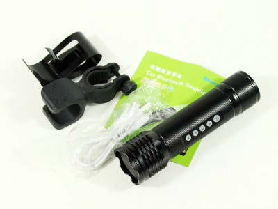Car - mounted bluetooth flashlight strong light torch speaker torch