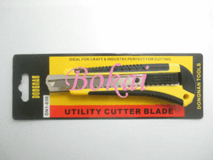 High - grade 18mm metal tool knife - Single - pack plastic handle knife knife