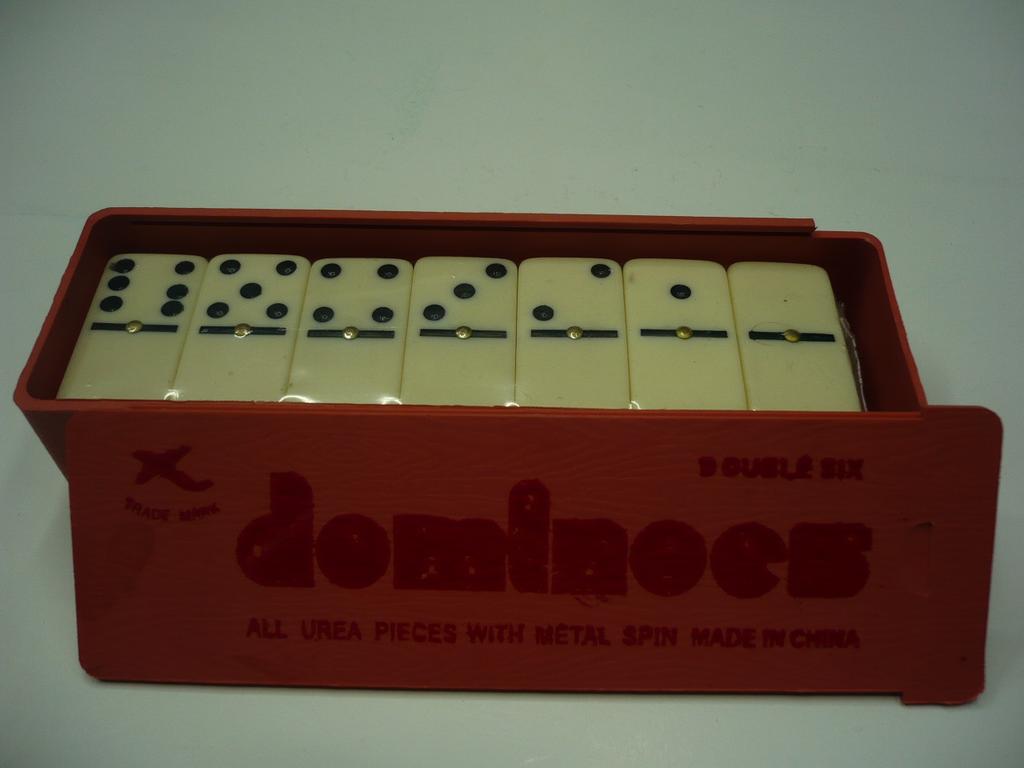 多米诺骨牌 棋 多米诺 骰子 双色多米诺 双九 小配件