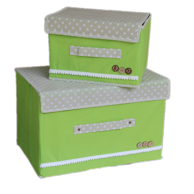 The manufacturer sells The small QQ collection box of clothes to receive The box.