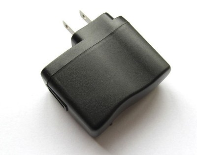 High quality USB adapter USB charger with led the charge with IC protection.