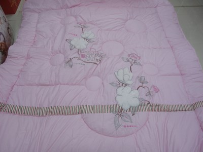 Bedding color quilt