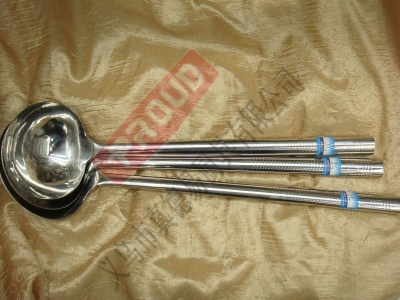 Stainless steel kitchen utensils of eight or 10, 32 handle big kitchen spoon