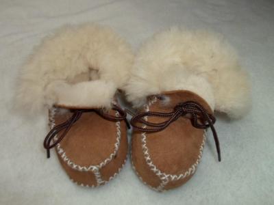 Infant fur boots