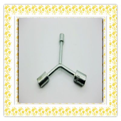The factory supplies The batch high quality hardware tool mermaid trigeminium wrench hardware wholesale.