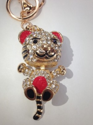 The tiger drill diamond diamond alloy Keychain car accessories and gift Keychain bag Pendant