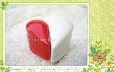 Heart-shaped cruet wedding received a small gift household articles of ceramic arts and crafts creative ornaments wholesale