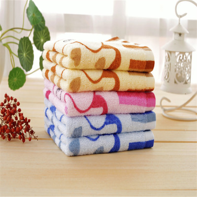 Towel factory direct Ting dragonseal Snoopy cute employee benefits face cotton towel washcloth