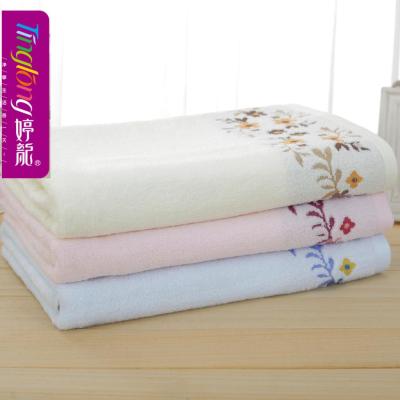 Towel factory direct cotton soft and comfortable soft Jacquard towel family practical