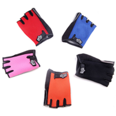 Hundreds of Tiger gloves wholesale. outdoor sport gloves. ride like sliding gloves. fitness gloves