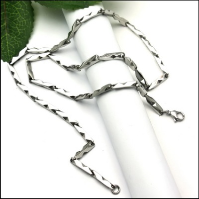 Leisure men and women trimmed necklace stainless steel jewelry stick