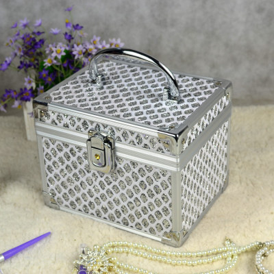 Guanyu factory direct jewelry storage box Korea three sets of mobile beauty case travel special storage box