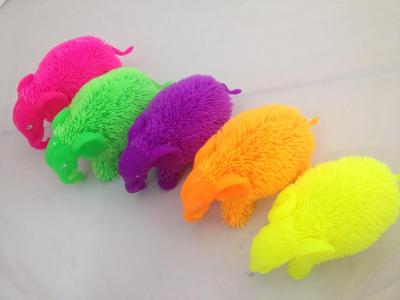 Flash flash wool Maomao elephant plastic toys with light fur ball