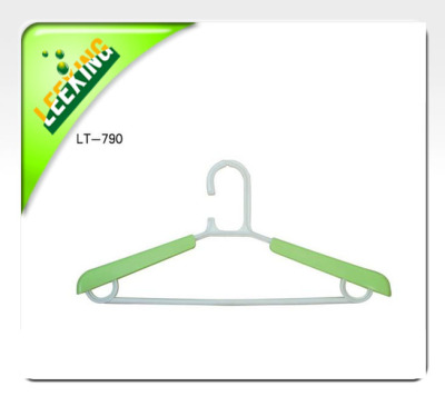 Plastic household hangers LT-790