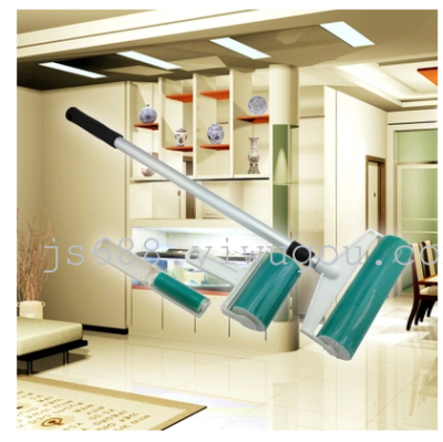 Sticky lint roller set cleaning brushes