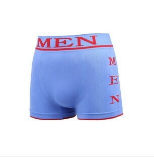 The new fashion double - side MEN's seamless boxer shorts are comfortable for MEN's underwear.