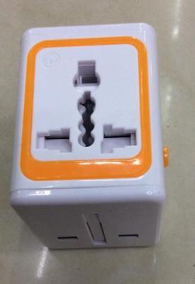 The travel switch is equipped with double USB plug with double USB jack