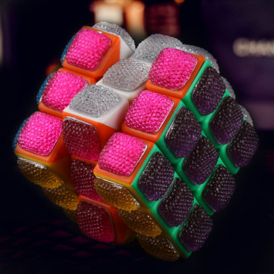 New hot style fantasy cube pop star cube water diamonds collection version of the cube diamond cube