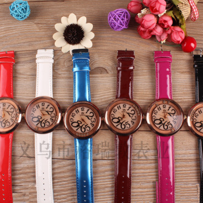Brown strap ladies watch European and American trends fashion cute students table watch