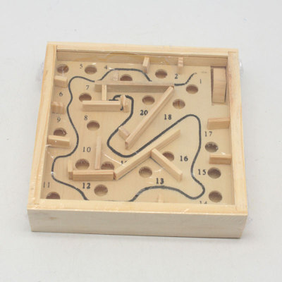 Mixed color wooden maze
