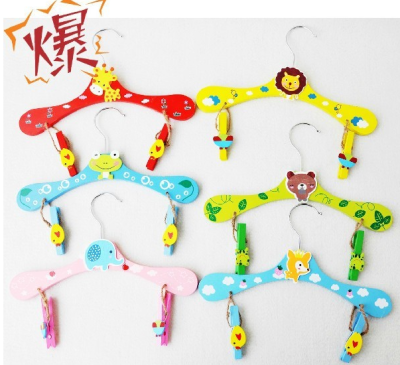 Wooden animal cartoon children pants rack non-slip wear colored wooden hangers hanging infant clothes rack