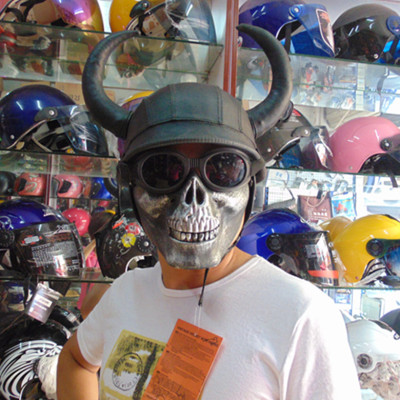Factory direct FGN fuguiniao ox head half helmet full face helmet of motorcycle unisex spring/summer/autumn