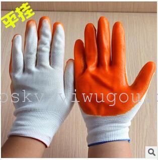 PVC gloves are hung with PVC rubber gloves and latex gloves.