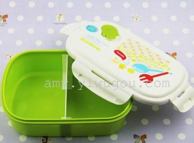 New hand organizing a lunch box two plastic lunch box storage lunch box sealed box
