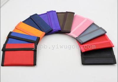 Professionally made 30 percent across short wallets padded waterproof 420D Oxford cloth material production.