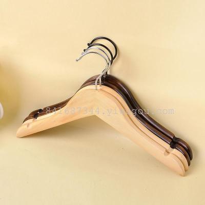 Factory direct return to this level of solid wood top-grade maple wood hanger wood hangers