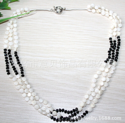 [YiBei Coral] Natural coral white coral and crystal wafer tied three in one round head Necklace