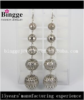 Multiple spherical exaggerated earrings 2015 the latest fashion jewelry