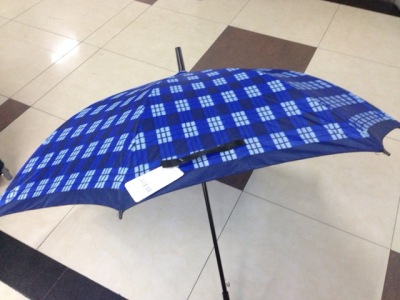 Blue checked polyester fiber cloth umbrella straight rod umbrella