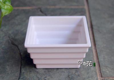 Large supply of trapezoidal process porcelain POTS