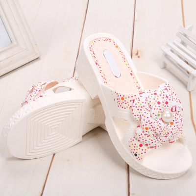 Slippers sponge cake with flowers in the summer slippers home slippers fashion slipper shoes