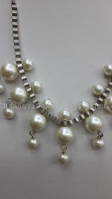 Creative jewelry in Europe and big spring useless exaggerated necklace Pearl Necklace