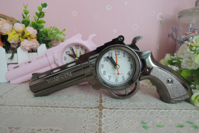 New Creative Strange Pistol Alarm Clock Table Block Clock Company Gift