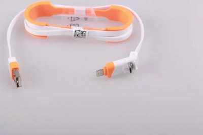 5 generation 6 generation two-color noodle cable new USB data cable USB charging cable 1 meter noodle cable