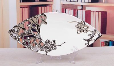 Gao Bo Decorated Home Plated hollow oval fruit bowl home ceramic crafts