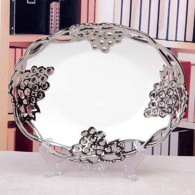 Gao Bo Decorated Home Plated hollow grape pattern fruit bowl home ceramic crafts