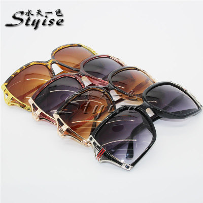 Manufacturer direct fashion sunglasses metal frame trend women's sunglasses 264-005