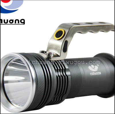 Genuine portable T6 ferocious flashlights searchlights hunting waterproof flashlight