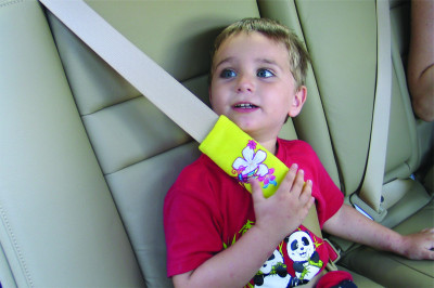CAR Children's Seat Belt Pairs Small Shoulder Strap Computer Embroidered Cartoon Pattern