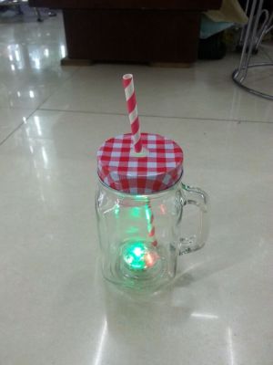 400 ml cup with colored light handle