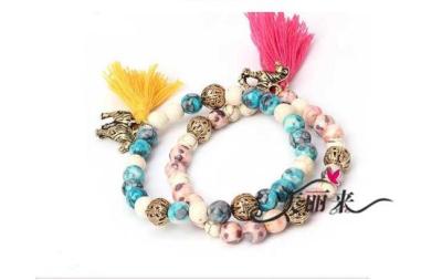 The new female Korean fashion bracelet bracelet bestie tassel Korean Korean bracelet jewelry and accessories wholesale