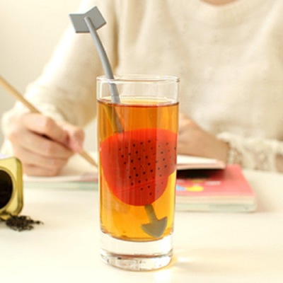 S love teaspoons of tea making facilities Korea love plastic spoon teaspoon tea strainer filter