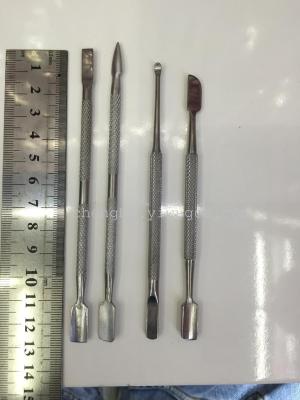 Cosmetic tool accessories include clip file