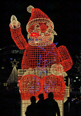 大型户外圣诞树装饰 LED圣诞树装饰 特色异形圣诞树 钢构圣诞树