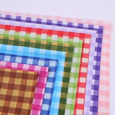 Factory direct selling flower wrapping paper origami Rose making large checkered print hand kneading paper