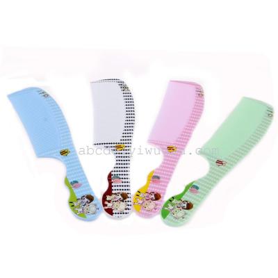 Cute girl cartoon four-color comb plastic comb hair comb.